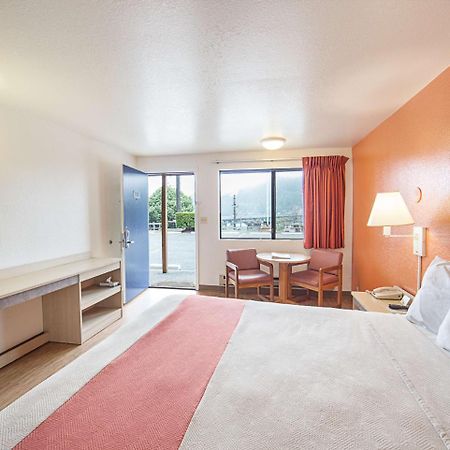 Motel 6 ゴールドビーチ エクステリア 写真