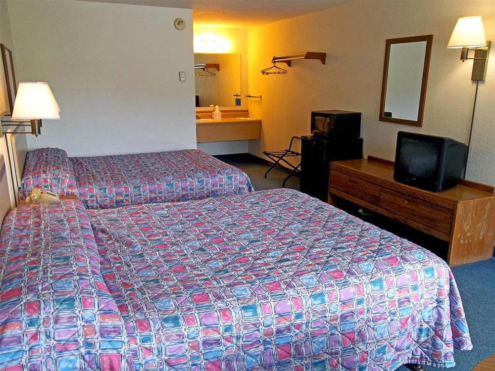 Motel 6 ゴールドビーチ 部屋 写真