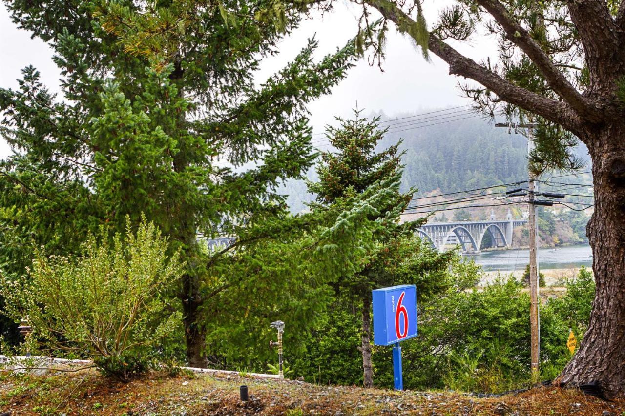 Motel 6 ゴールドビーチ エクステリア 写真